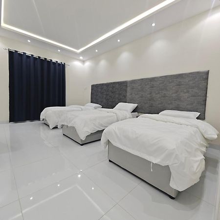 Yaqoot Al Madina Suites Al Awali Exteriör bild