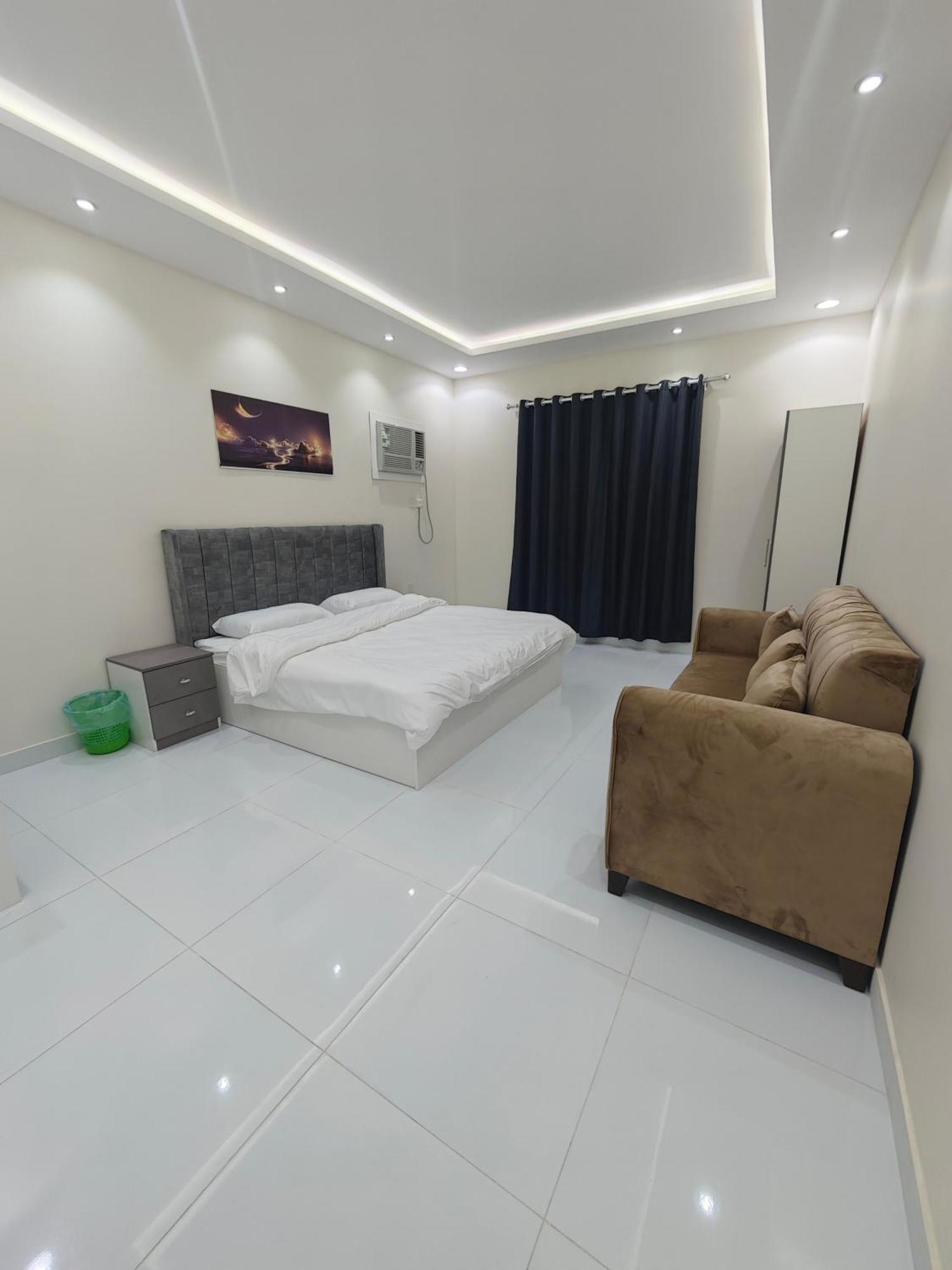 Yaqoot Al Madina Suites Al Awali Exteriör bild