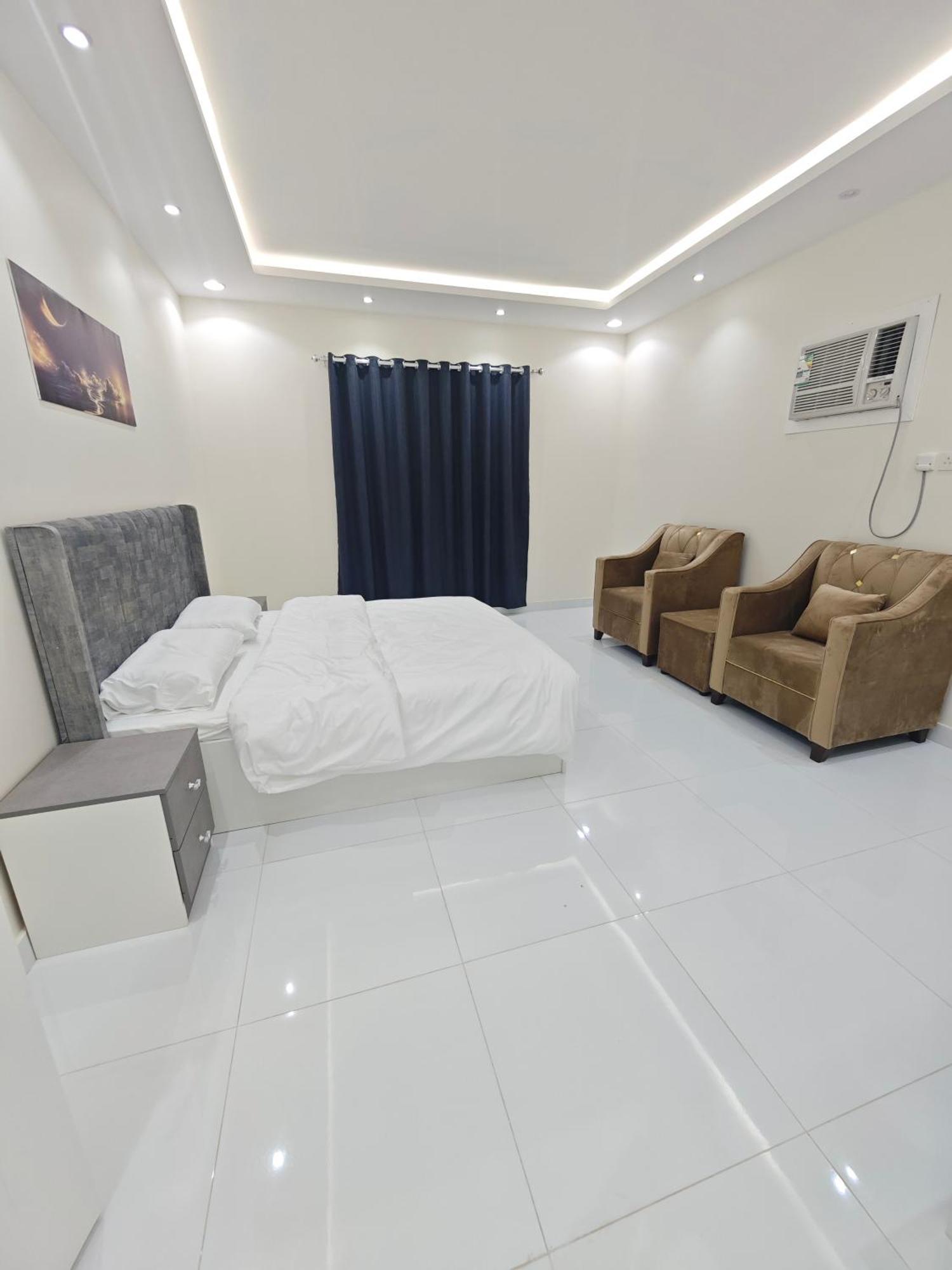 Yaqoot Al Madina Suites Al Awali Exteriör bild